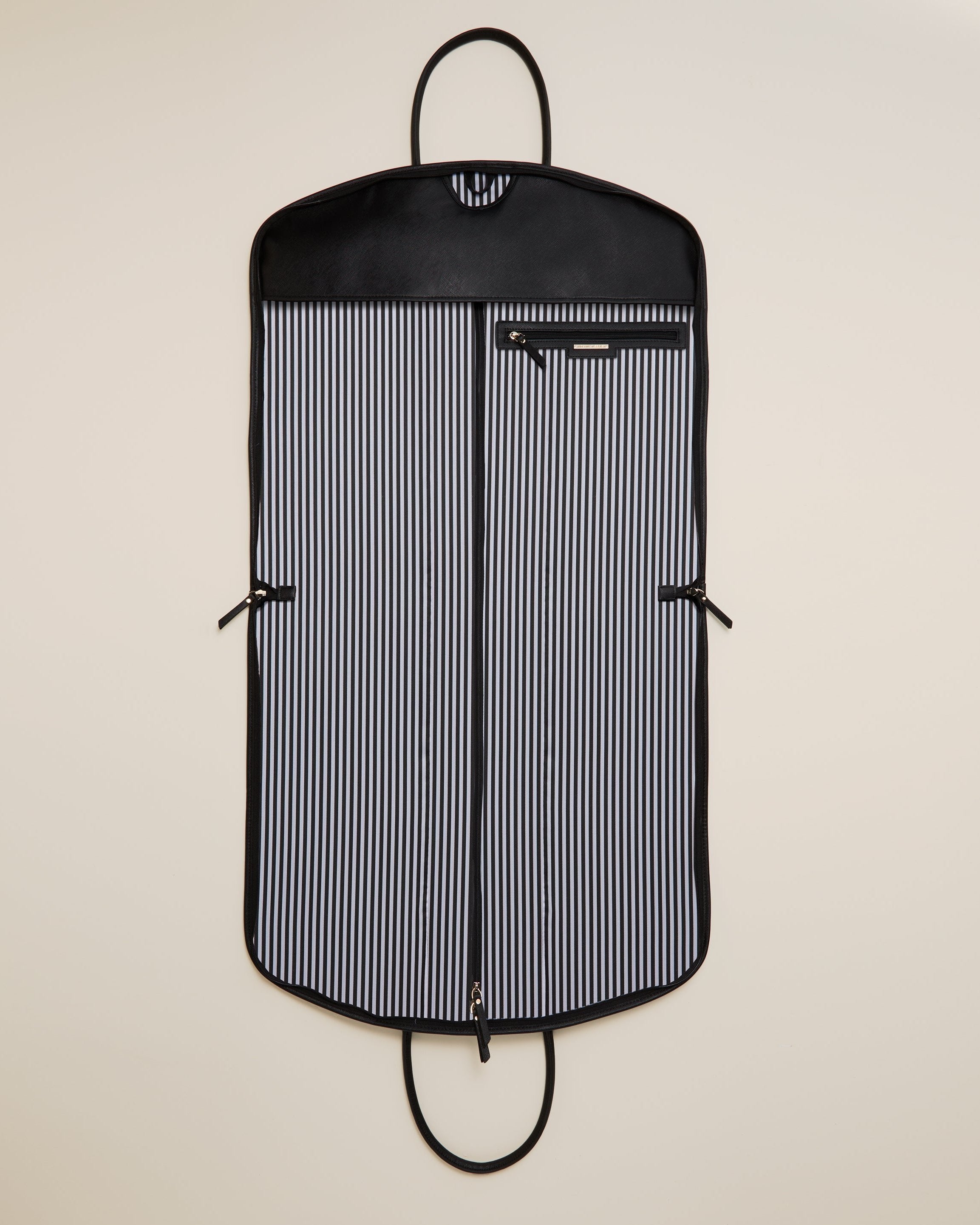 hudson+bleecker black garment bag travel must have